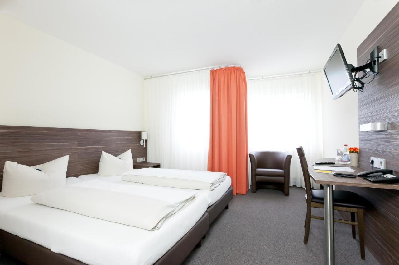 Hotel Weissach Am Neuenbuehl Bilik gambar